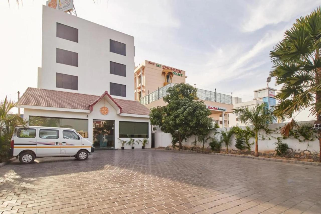 Hotel Shirdi Sai Wada Exterior foto