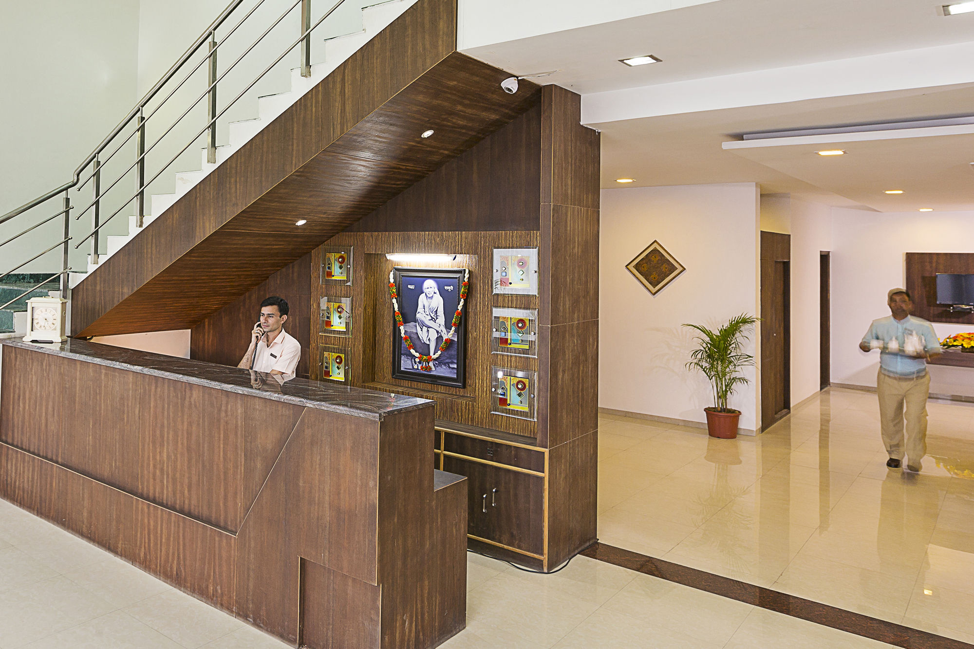 Hotel Shirdi Sai Wada Exterior foto